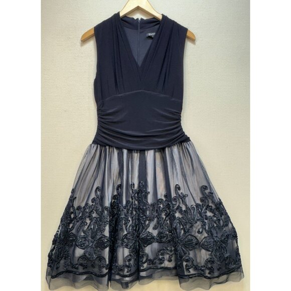 Slny Women V-Neck Ruched Fit & Flare Dress Back Zip Sz 12 Blue Sleeveless Floral - Picture 1 of 13